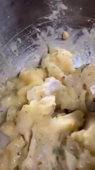 Foto del paso 6 de la receta: Tortitas de bacalao desmigado congelado ❄️ al horno