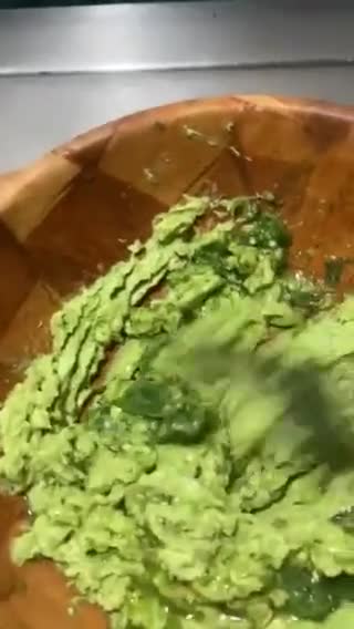 Foto del paso 7 de la receta: Guacamole 🥑 a la Jauregrill