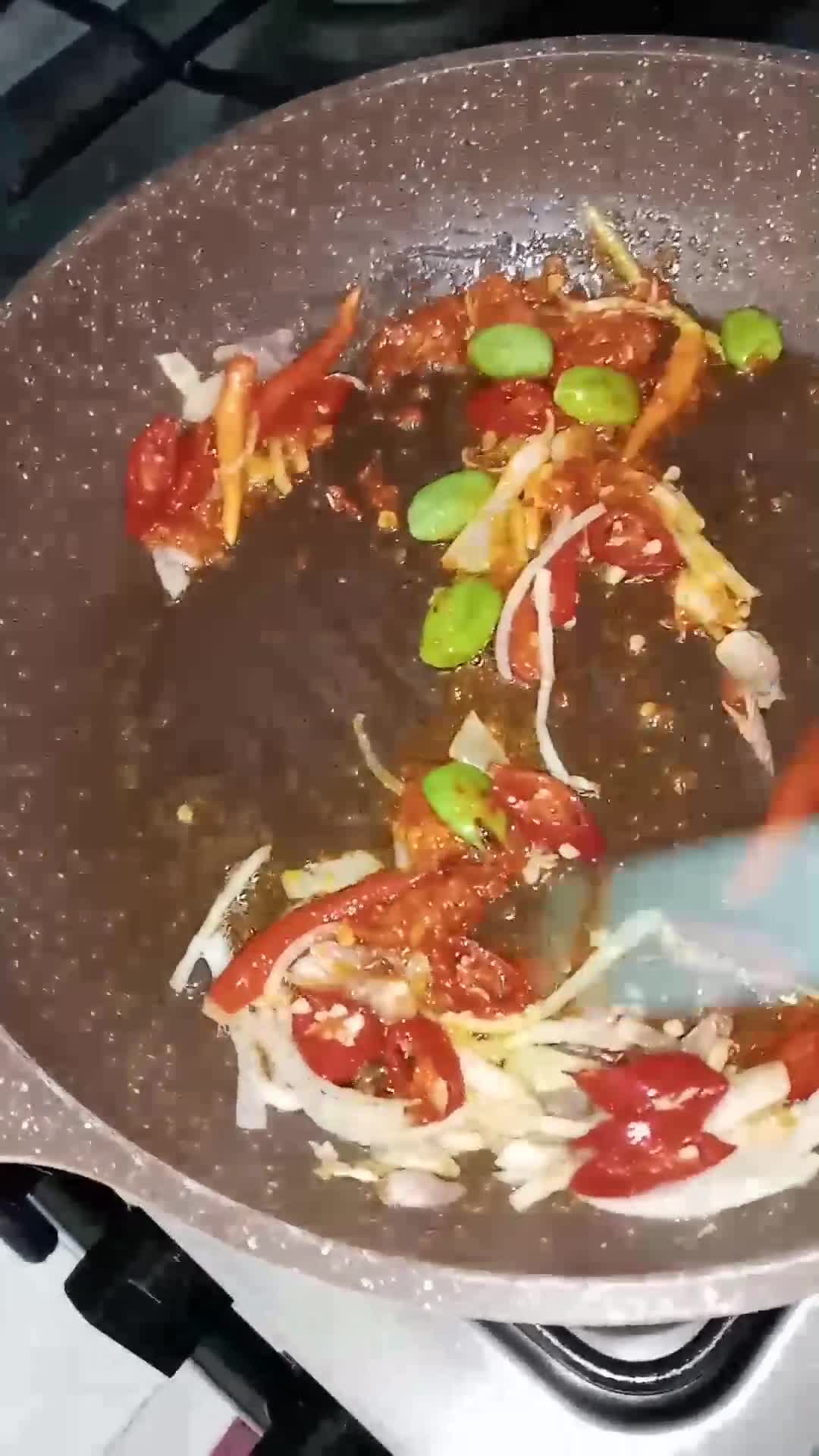 Foto langkah ke 2 dari resep Tumis Petai Teri Pedas.