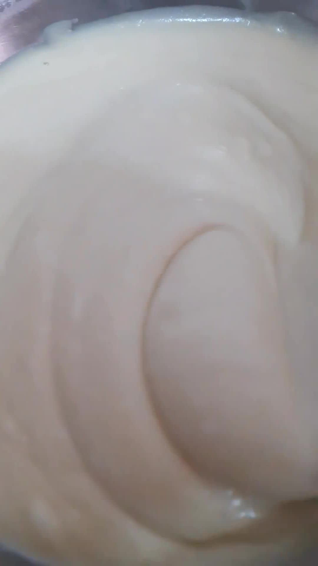 عکس مرحله 4 از دستور کاپ کیک کرمدار 😋😍