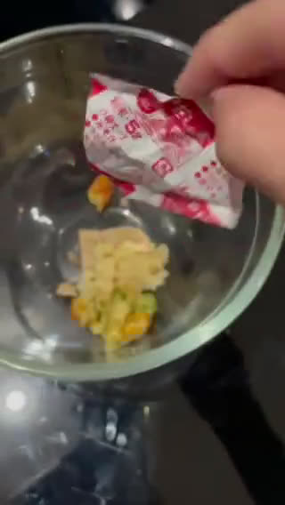 Foto langkah ke 2 dari resep Ramen Lokal Viral.