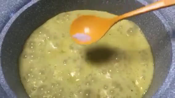 Gambar langkah 2 resipi Masak Lemak Cili Api Telur Masin.