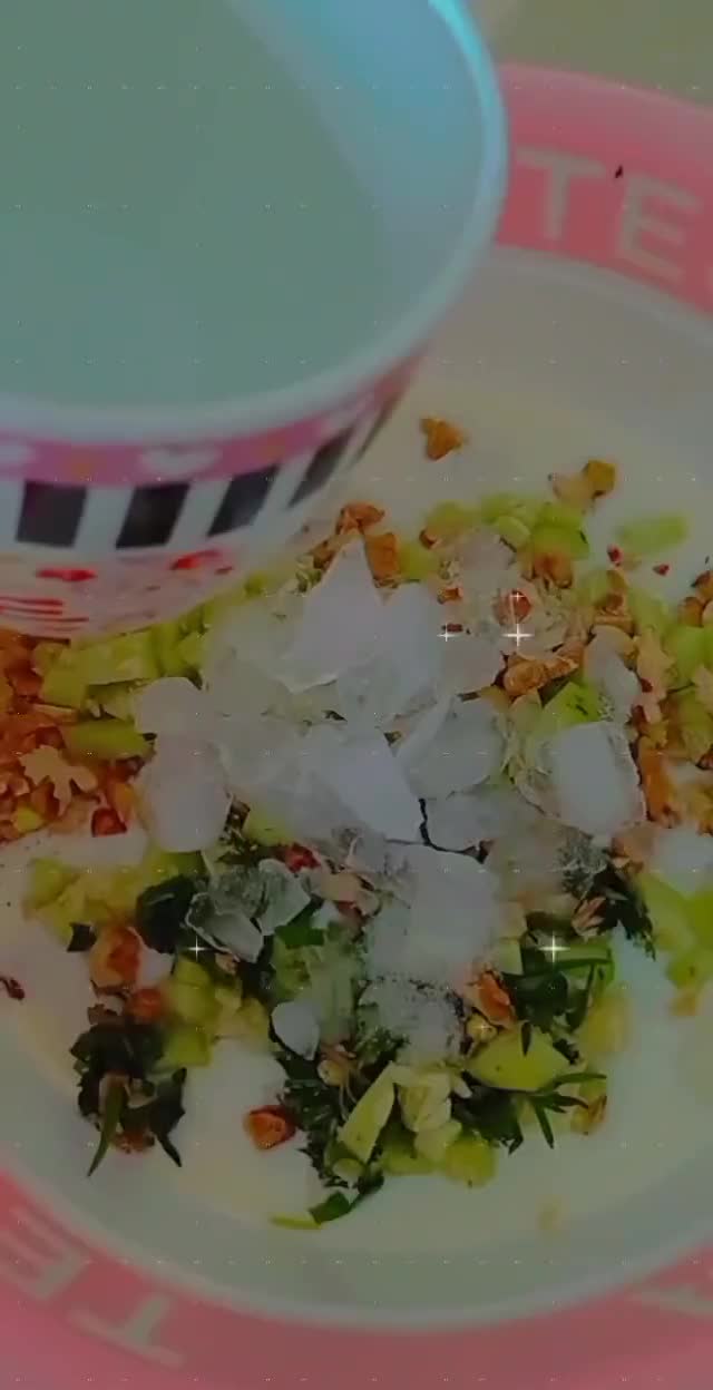 عکس مرحله 2 از دستور آب دوغ خیار