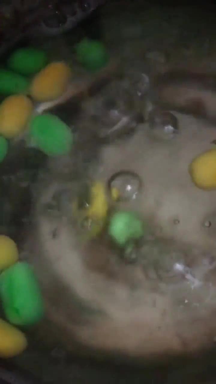 Gambar langkah 2 resipi Bubur butir nangka dan sagu.