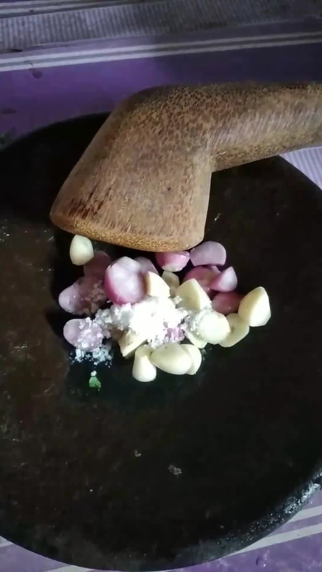 Foto langkah ke 6 dari resep Sayur Bobor Tahu Putih dan Selada Air.