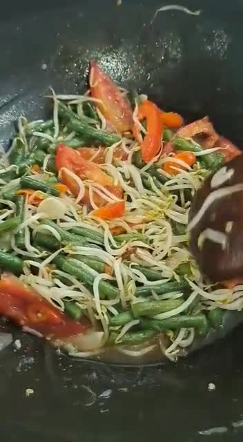 Foto langkah ke 2 dari resep Tumis Kacang Panjang Tauge.