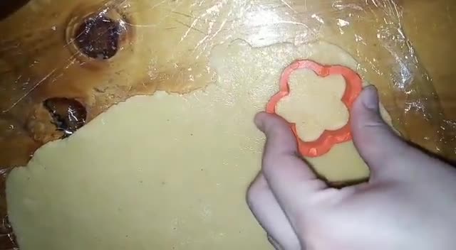 Foto del paso 9 de la receta: Galletitas de vainilla para celíacos