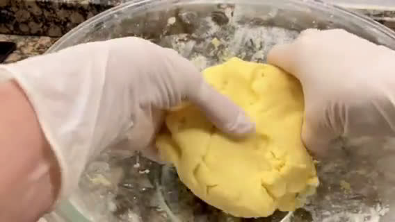 Foto del paso 5 de la receta: Mantecadas de naranja