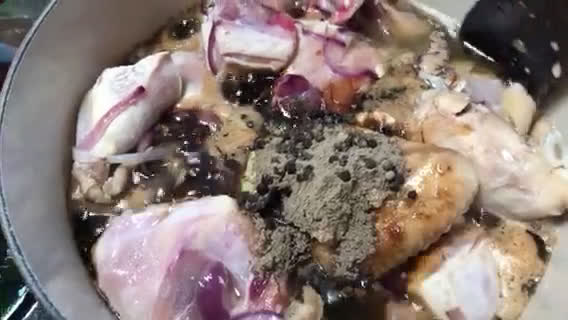 Gambar langkah 2 resipi Philippines Chicken Adobo 🇵🇭.