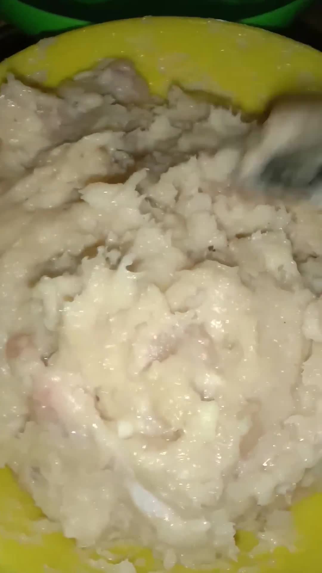 Foto langkah ke 3 dari resep Wonton pedas viral.