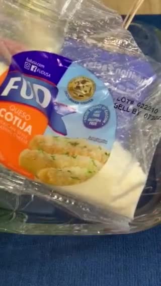 Foto del paso 3 de la receta: Elotes con Queso y Crema #lacoinadeconsuelo #saboraMexico