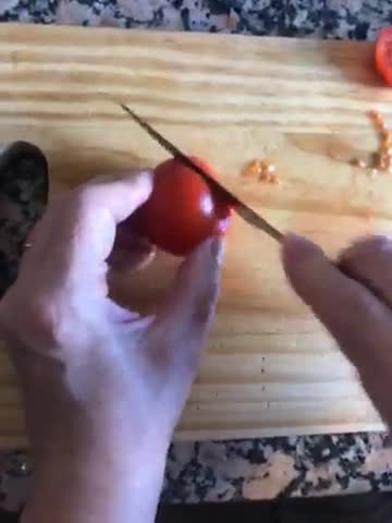 Foto del paso 1 de la receta: Gazpacho andaluz suave 🍅🥄