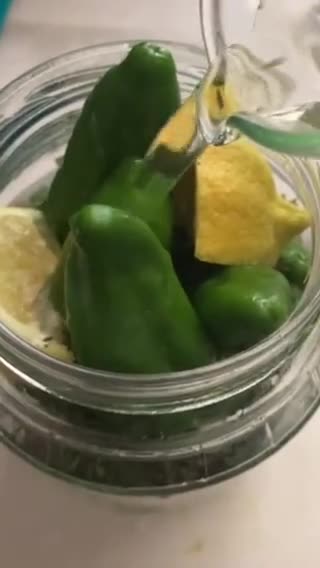 Foto del paso 5 de la receta: Salmuera: La técnica tradicional de las iaias