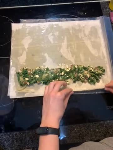 Foto del paso 5 de la receta: Spanakopita