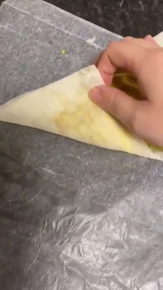 Foto del paso 4 de la receta: Samosas indias con salsa de mango 🥭