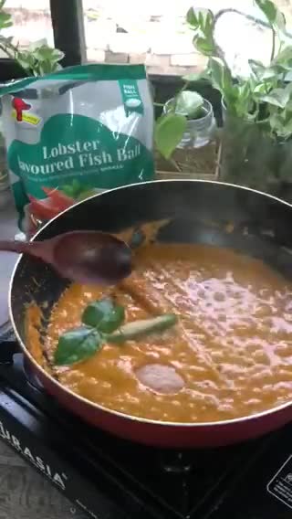 Gambar langkah 3 resipi Rendang Lobster.