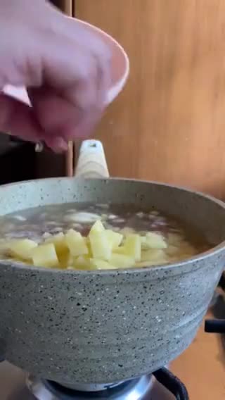 Foto langkah ke 3 dari resep Sup Bola Daging.