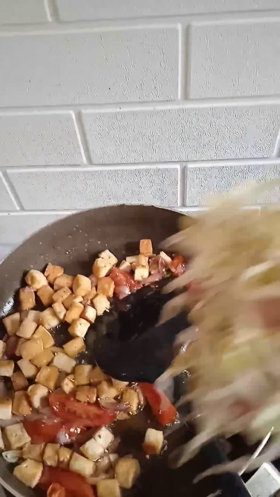 Foto langkah ke 7 dari resep Tumis Tauge Tahu.