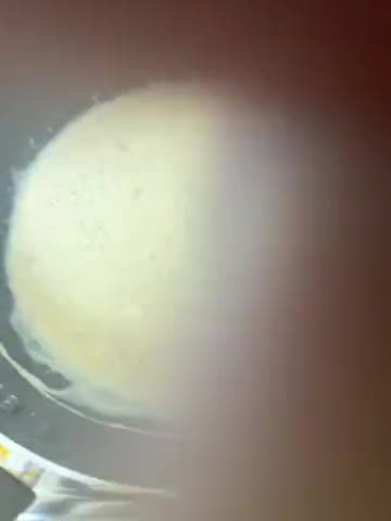 Gambar langkah 3 resipi Mushroom soup & Garlic Cheese Bread.