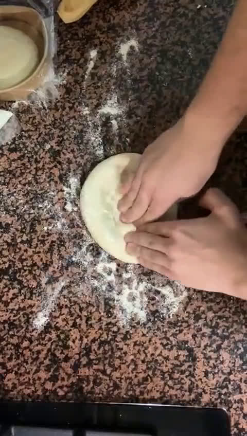 Foto del paso 2 de la receta: Calzone Napolitano 🇮🇹