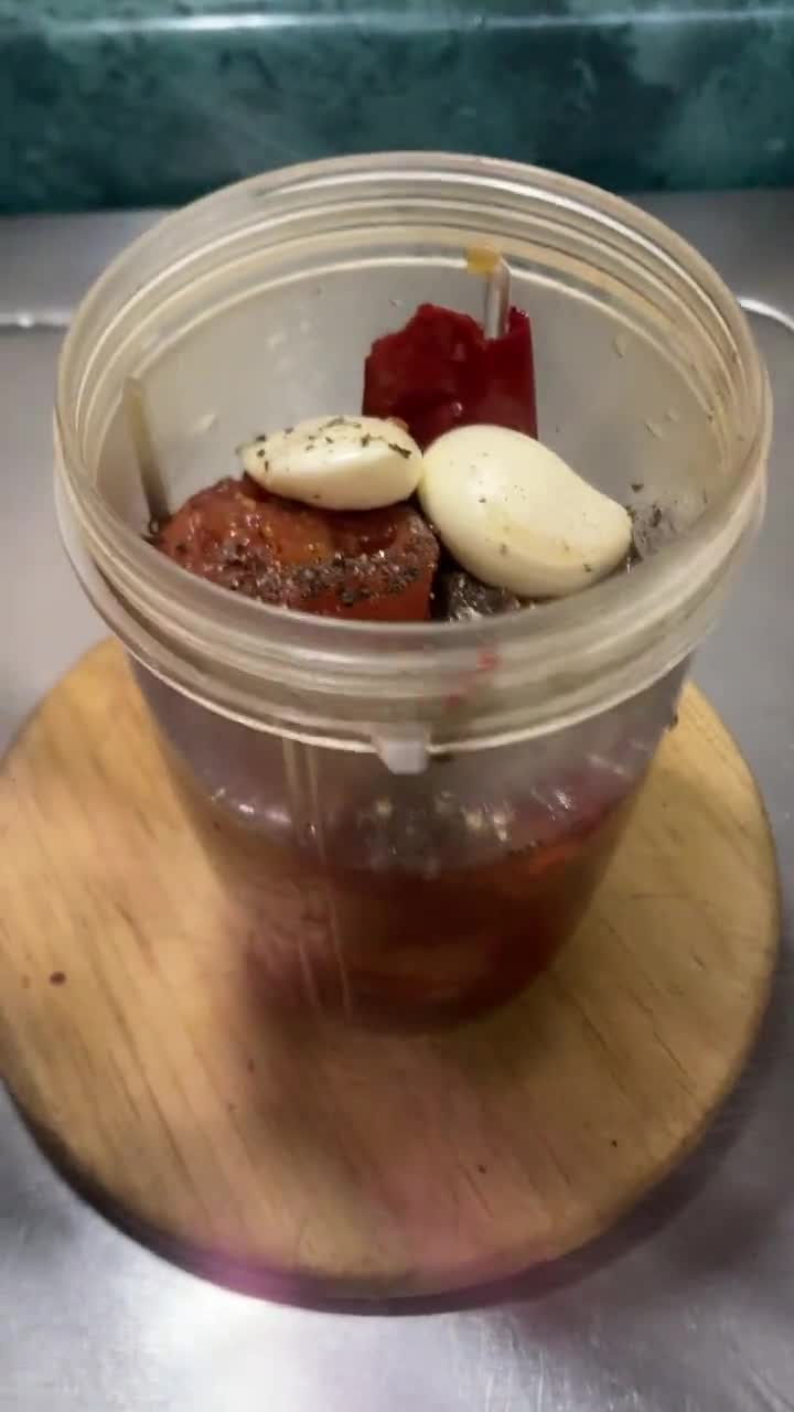 Foto del paso 3 de la receta: Salsa Roja estilo @Jauregrill con chiles pasilla 🌶️ mirasol y jitomates 🍅