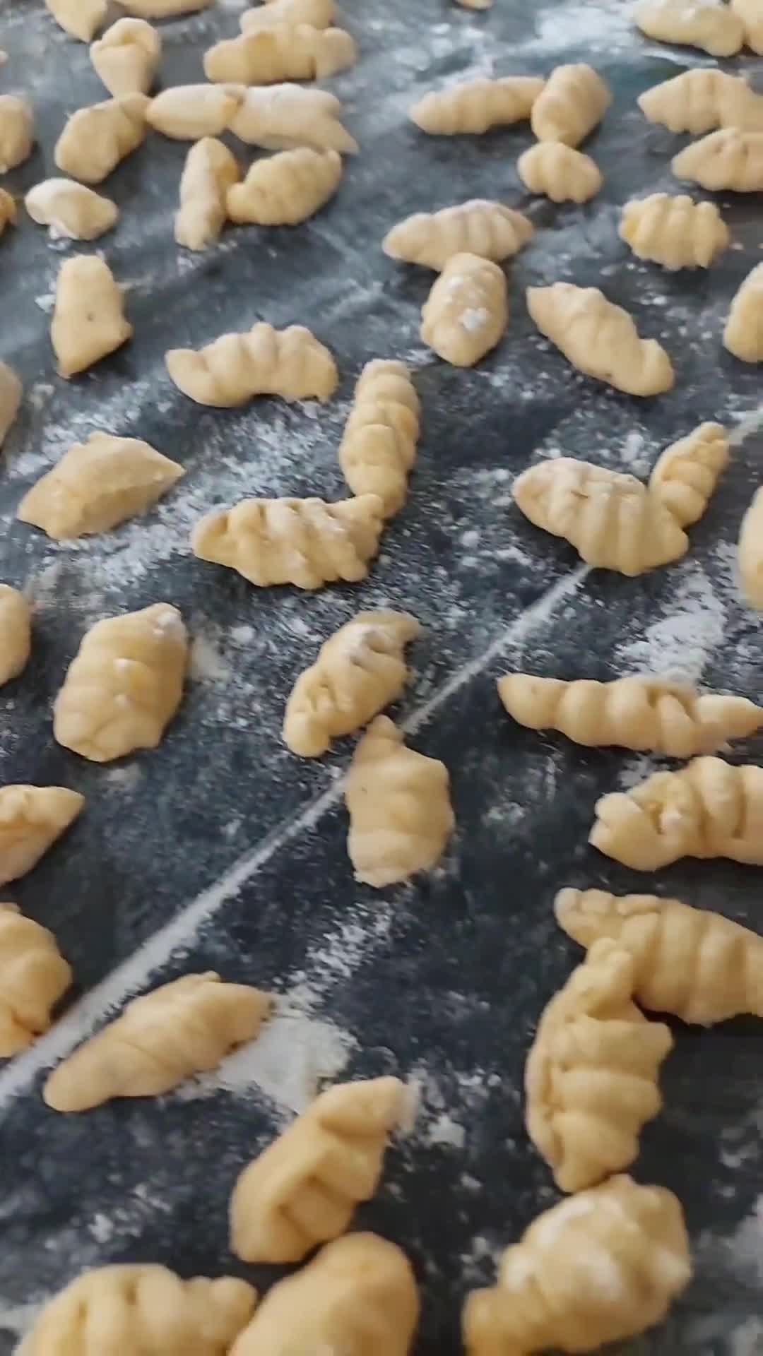 Foto del paso 4 de la receta: Ñoquis de zapallo con salsa de hongos