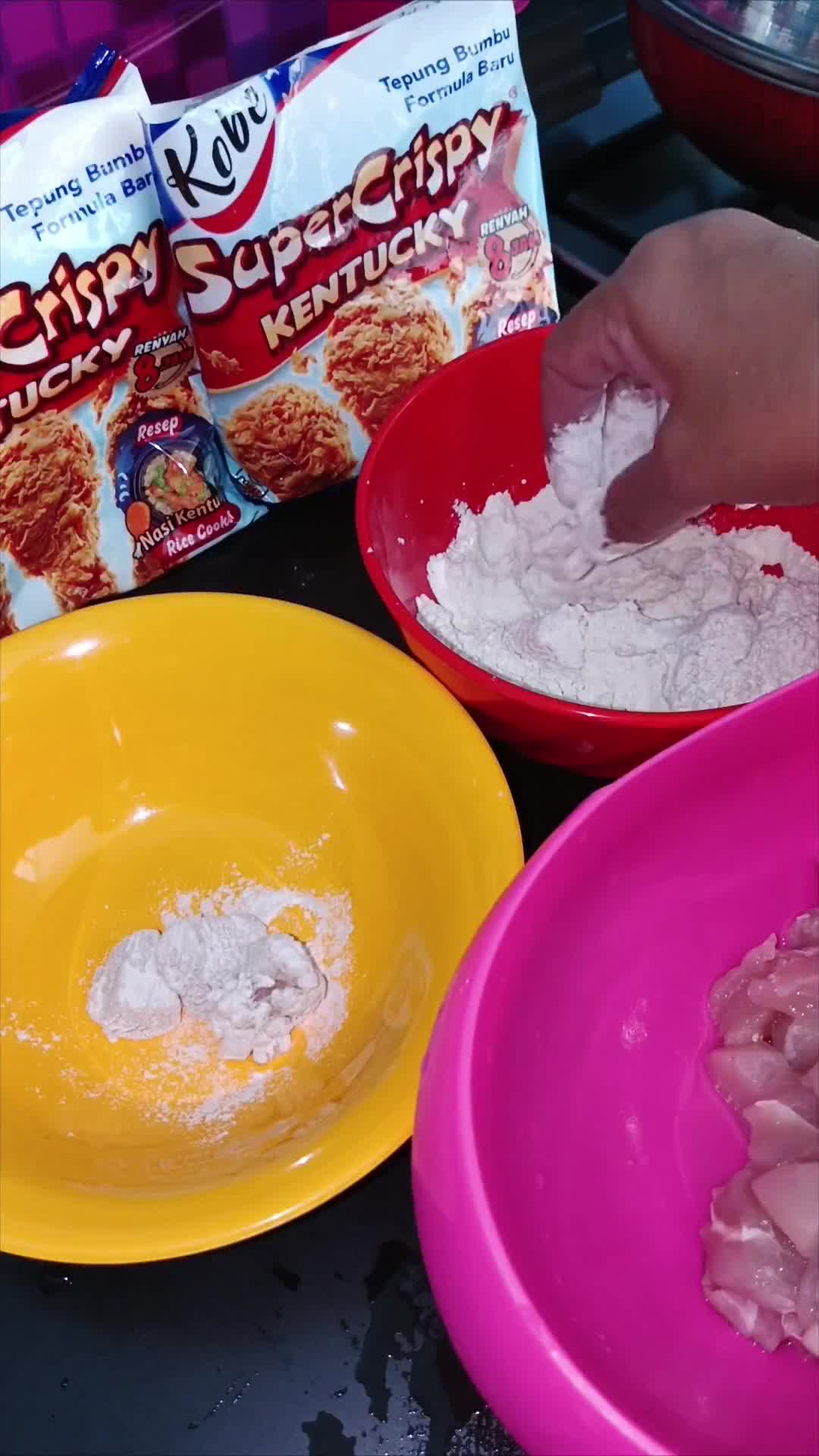 Foto langkah ke 3 dari resep Ayam Popcorn BonCrispy.