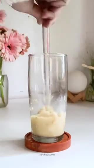 Foto langkah ke 1 dari resep Yakult Banana Milk 240 kalori | menu diet.