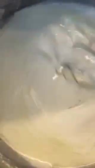 Foto langkah ke 4 dari resep Kue Moci isi kacang Viral.