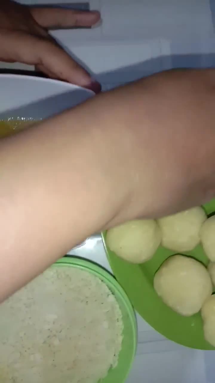Foto langkah ke 5 dari resep Potato cheese ball mozarella.