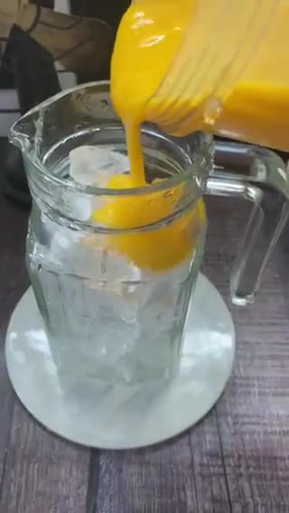 Gambar langkah 2 resipi Ice Manggo Kalamansi.