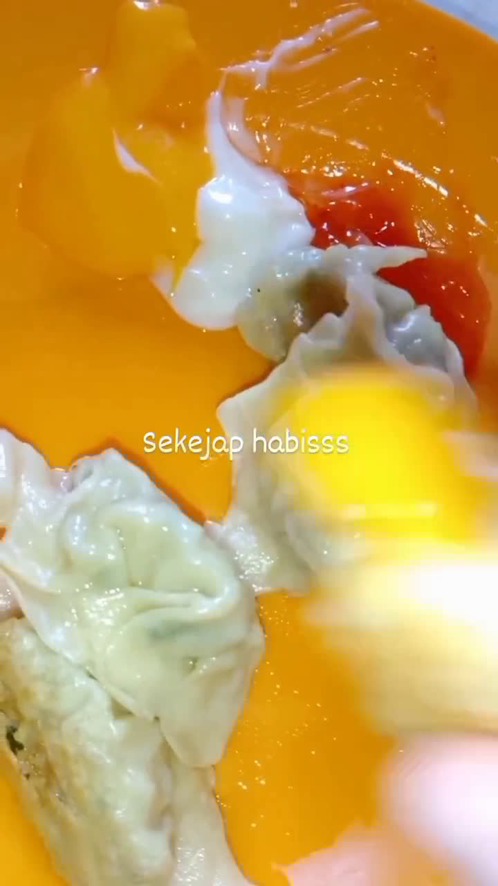 Foto langkah ke 7 dari resep Gyoza ayam sayur / kuotie.