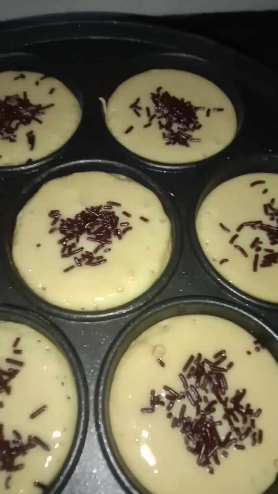 Foto langkah ke 3 dari resep Kue cubit empuk.