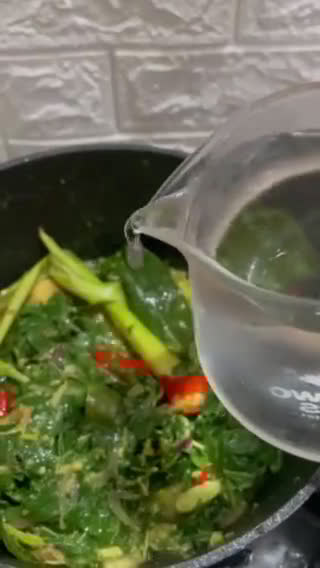 Foto langkah ke 7 dari resep Sayur Daun Singkong.