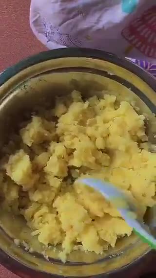 Gambar langkah 2 resipi Golden Potato Nugget 🥔 ✨.