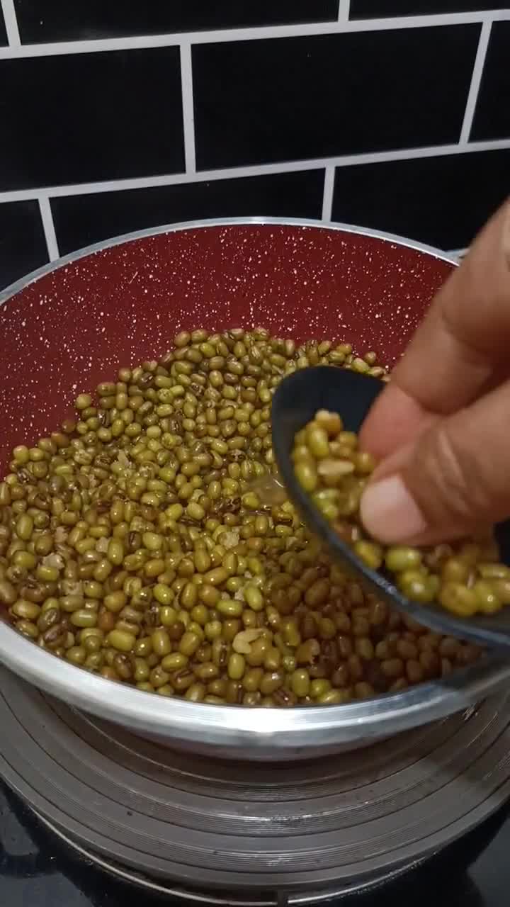 Gambar langkah 11 resipi Kuih Bom Bijan /Kuih Bom/Onde-Onde.