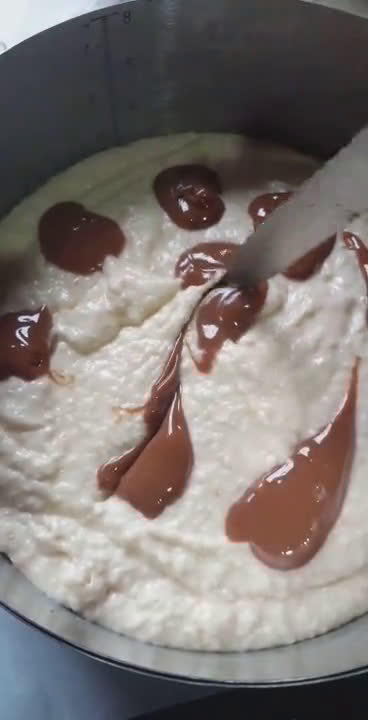 Foto del paso 3 de la receta: Torta de naranja con bagazo de coco y dulce de leche❤