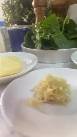 صورة لخطوة 1 من وصفة تغميسة الكيش
