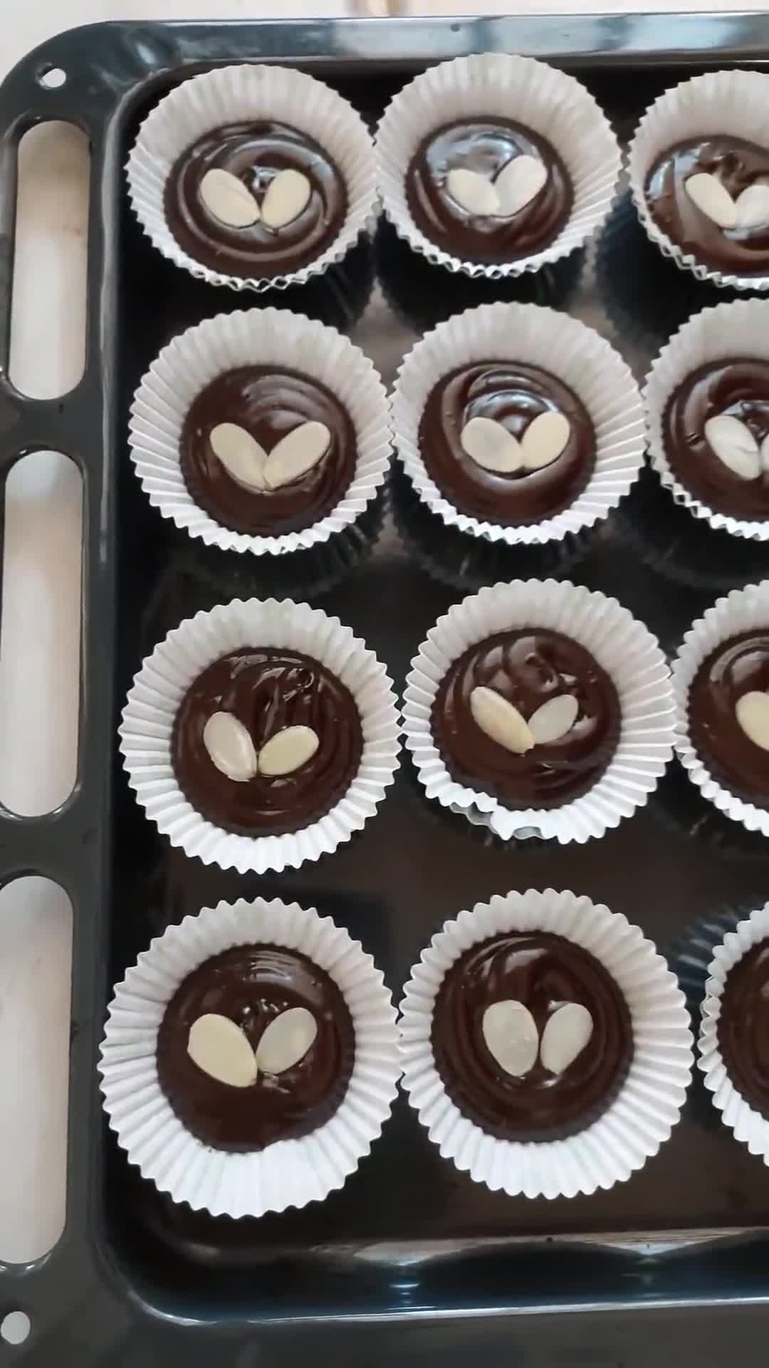 Foto langkah ke 5 dari resep Brownies Cup.