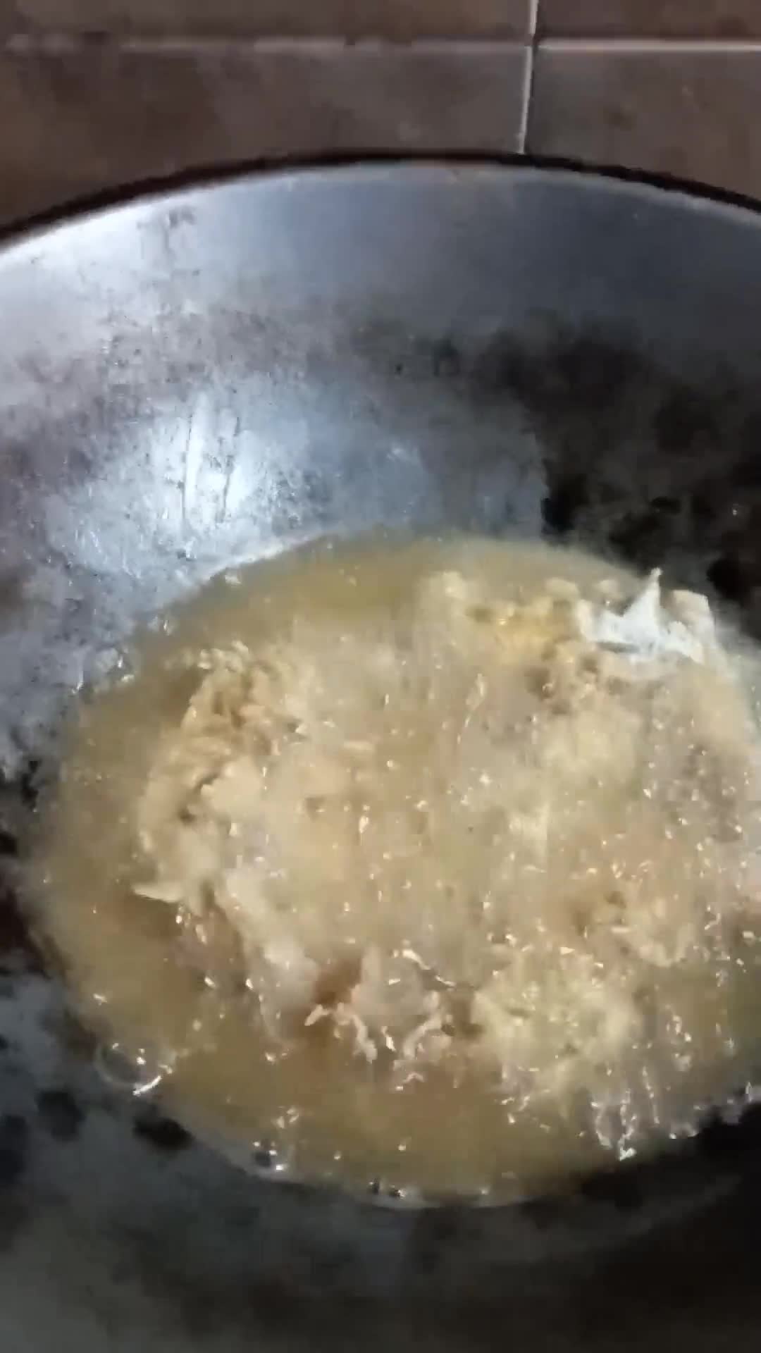 Foto langkah ke 4 dari resep Udang goreng tepung renyah dan juicy.