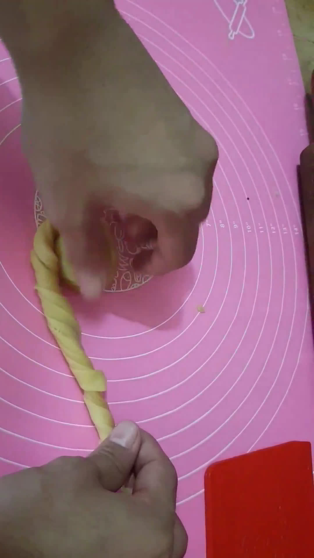 Foto langkah ke 4 dari resep Roti Cane simple ala Nonny.