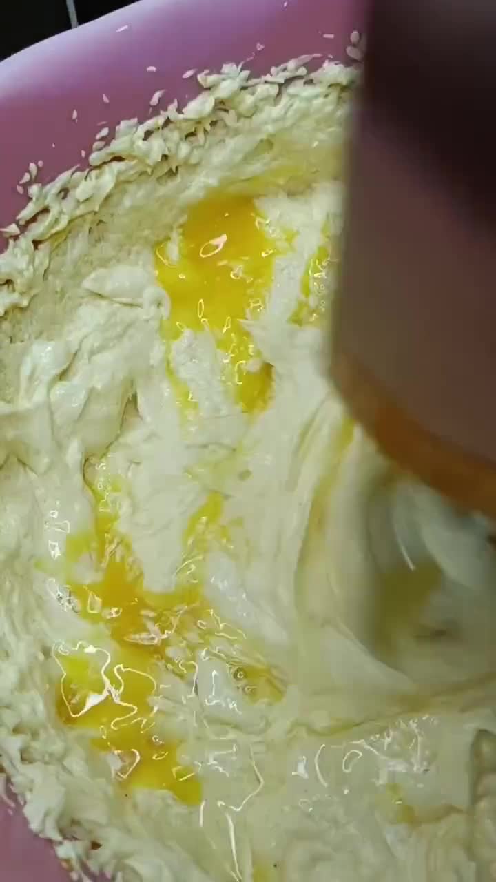Foto langkah ke 3 dari resep Cake Tape Keju.