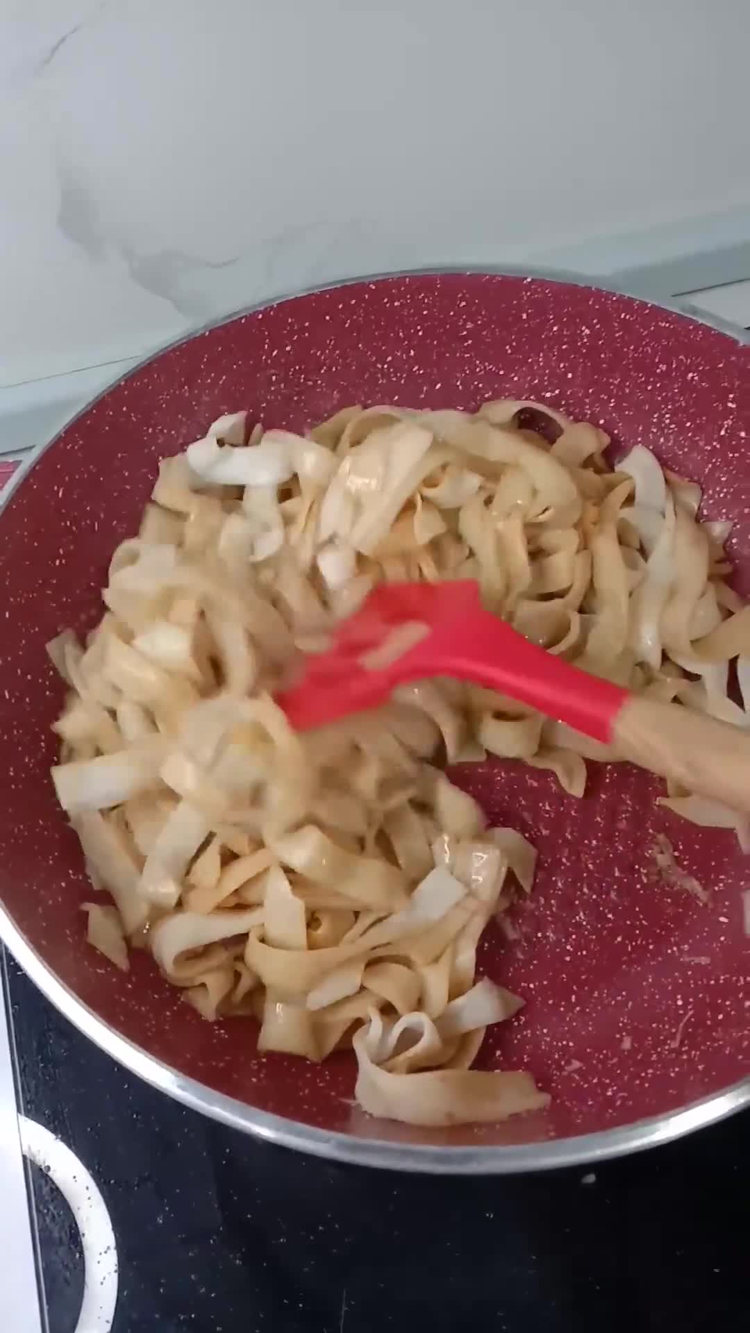 Gambar langkah 5 resipi Kuey Teow Ladna.