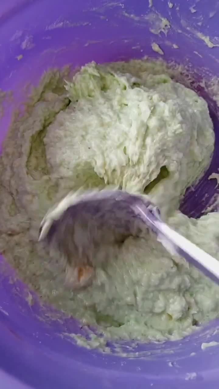 Foto langkah ke 3 dari resep Wingko Tape Pandan.