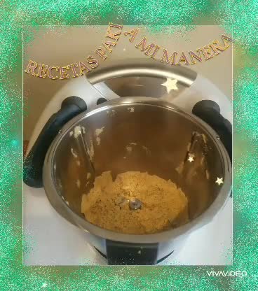 Foto del paso 1 de la receta: Crema de galletas al caramelo en Thermomix