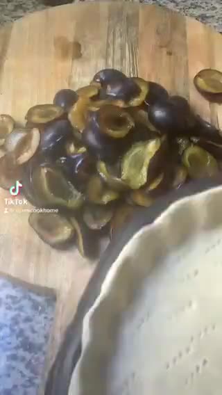 Une image de l'étape 12 de Tarte 🥮quetsches 🪵cannelle🪶🐞.