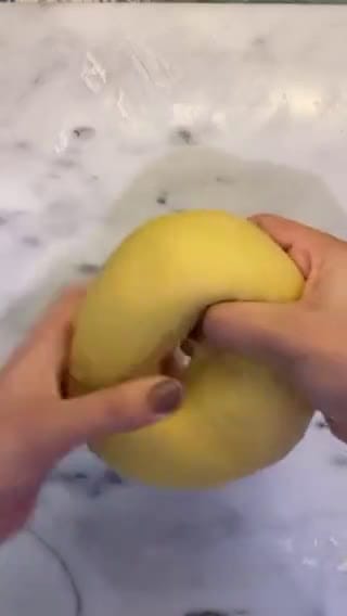 Foto del paso 5 de la receta: Rosca de reyes rellena de nutella