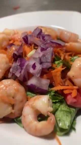 Foto del paso 4 de la receta: Ensalada 🥗 con Camarón 🍤