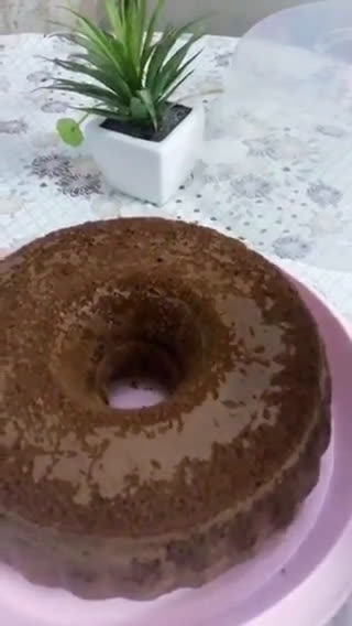 صورة لخطوة 5 من وصفة كيكة الكاكاو والبرتقال الاسفنجية 🤤😋