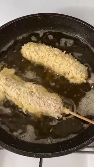 Foto langkah ke 3 dari resep CornDog🍡Mozzarella Sosis.